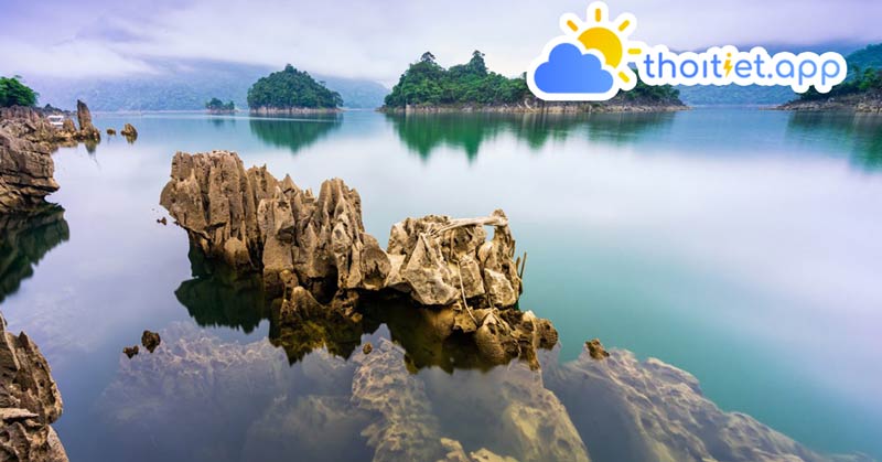 Cảnh đẹp bậc nhất ở hồ sinh thái Na Hang